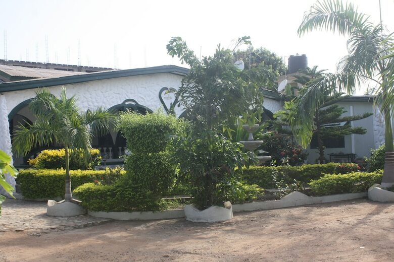 Hotel Godville Guest House