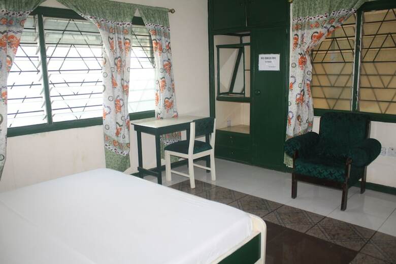 Hotel Godville Guest House