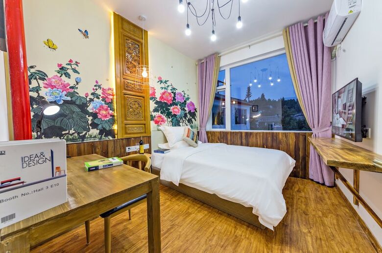 Hotel Hand Painted Art Home
