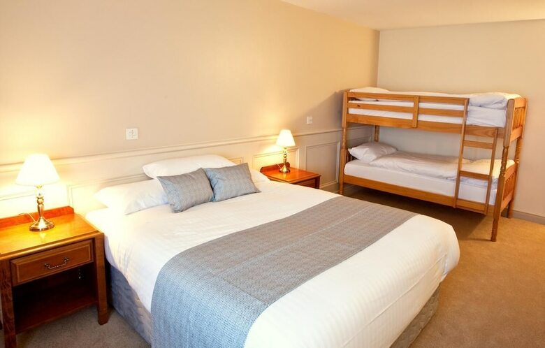 Hotel The Lough & Quay