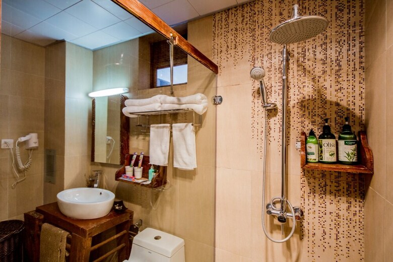 Hostal Lirenju Zhenpin Inn