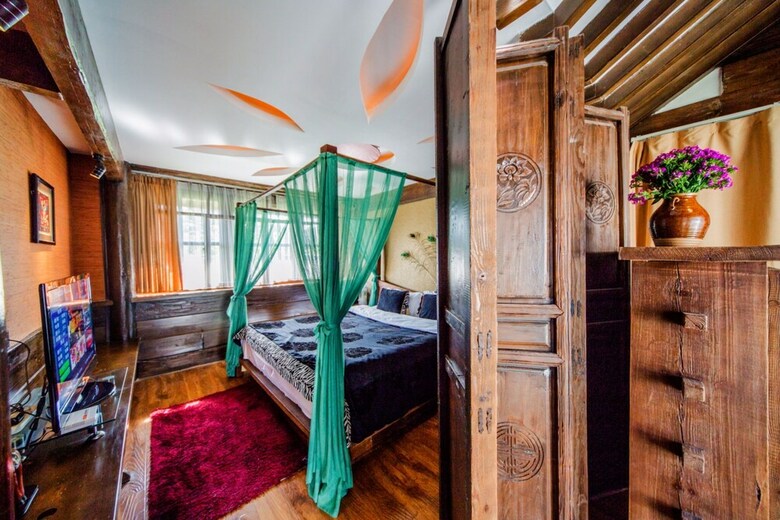 Hostal Lirenju Zhenpin Inn