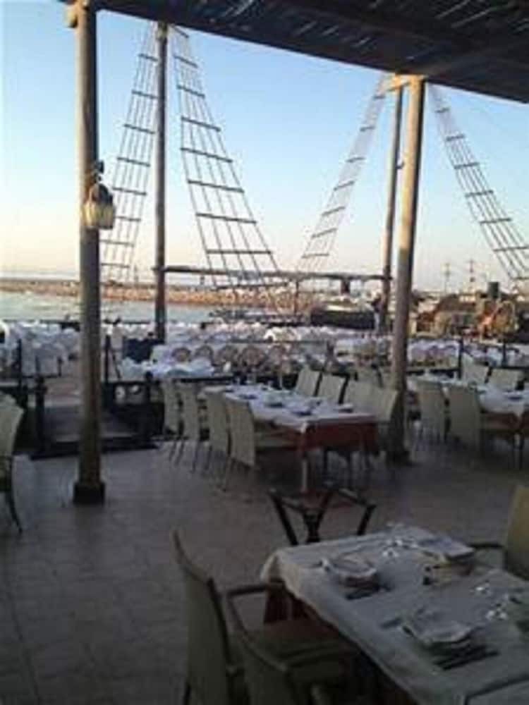 Hotel H�tel Les Palmes D'or