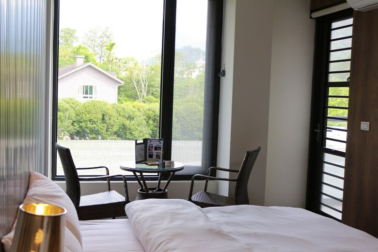 Bed & Breakfast Dou House