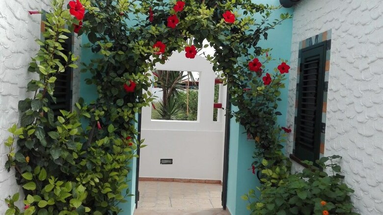 Bed & Breakfast Resort Costa House