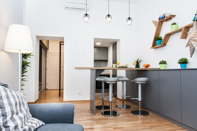 Loox Serviced Apartments Palmoticeva