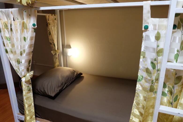 Hostal Starbright Court