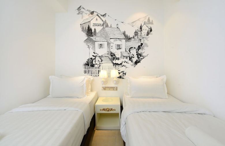 Hotel De Art Usj 21