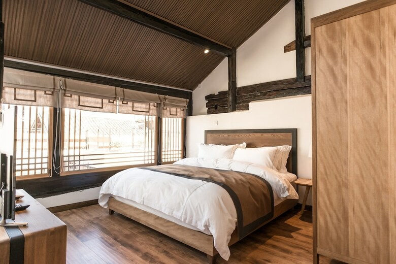 Dengfeng Qingjing Courtyard Hotel