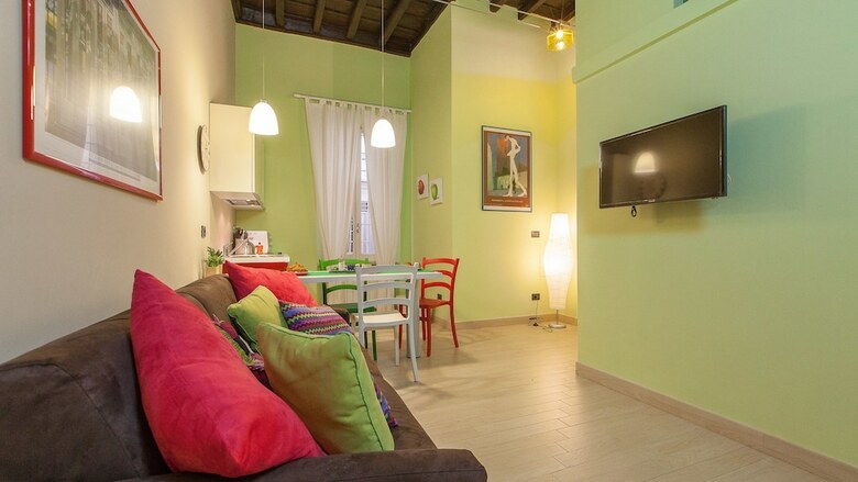 Apartamento Rental In Rome Crociferi 2