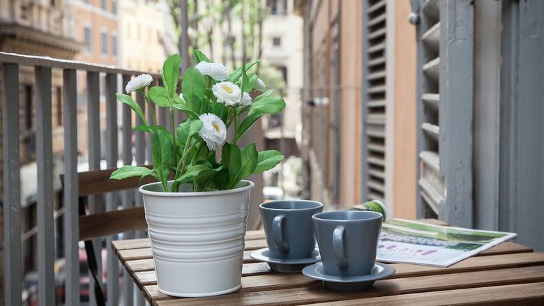 Apartamento Rental In Rome Arenula Balcony