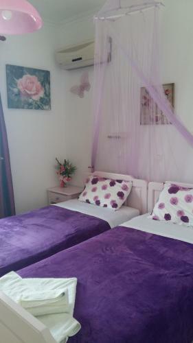 Hotel Christina Pansion- Adults Only