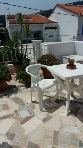 Hotel Christina Pansion- Adults Only
