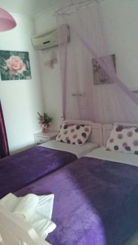 Hotel Christina Pansion- Adults Only