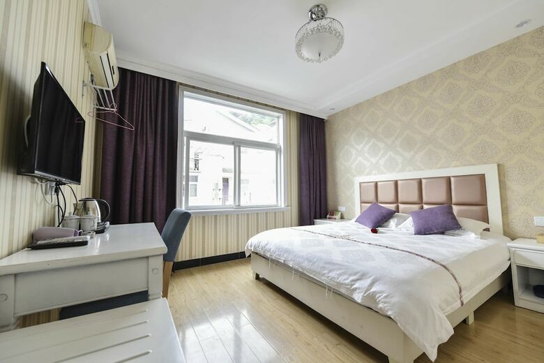 Huangshan Best Youth Theme Hotel