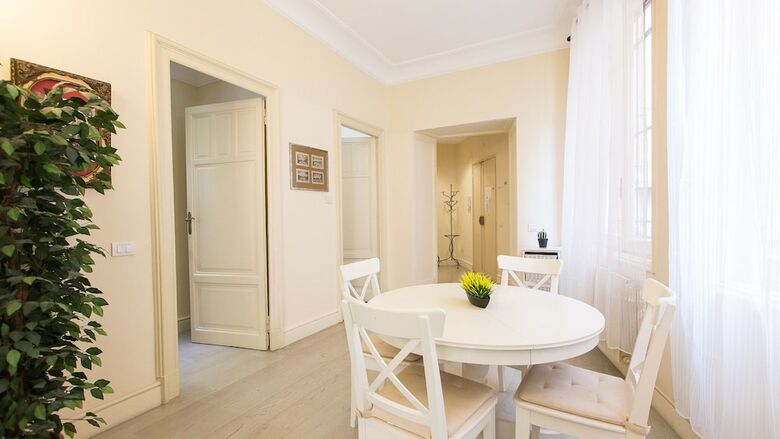 Apartamento Rental In Rome Augustus Terrace Deluxe