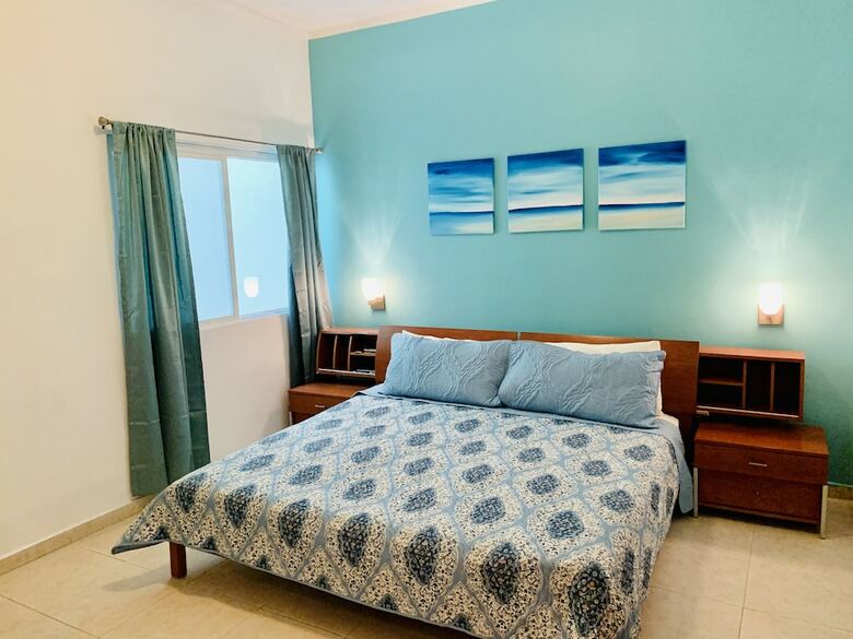 Apartamentos Las Olas Downtown Condos By Playa Paradise