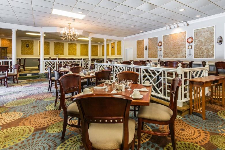 Clarion Hotel Williamsburg I-64