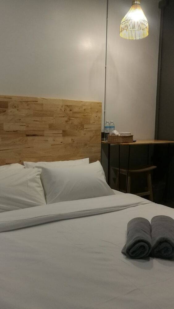Hostal Ekanek Hostel Bangkok - Adults Only