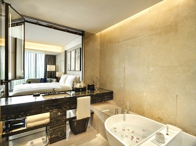 Hotel Intercontinental Guangzhou Exhibition Center