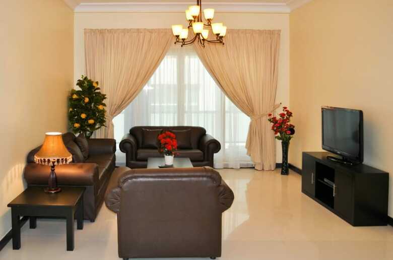 Golden Treasure Tower Family Apartment