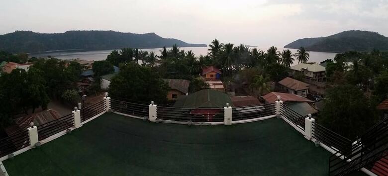 Posada The Inn At Calayo