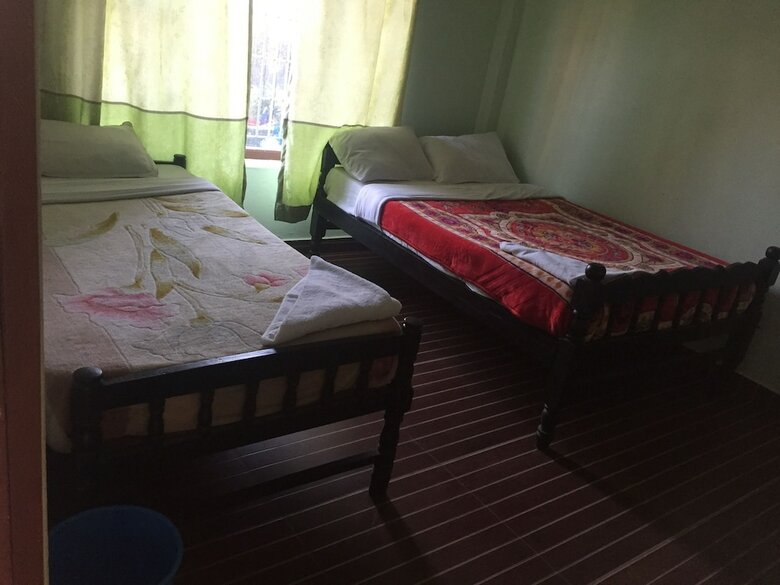 Hotel Harry Guest House & Restaurant