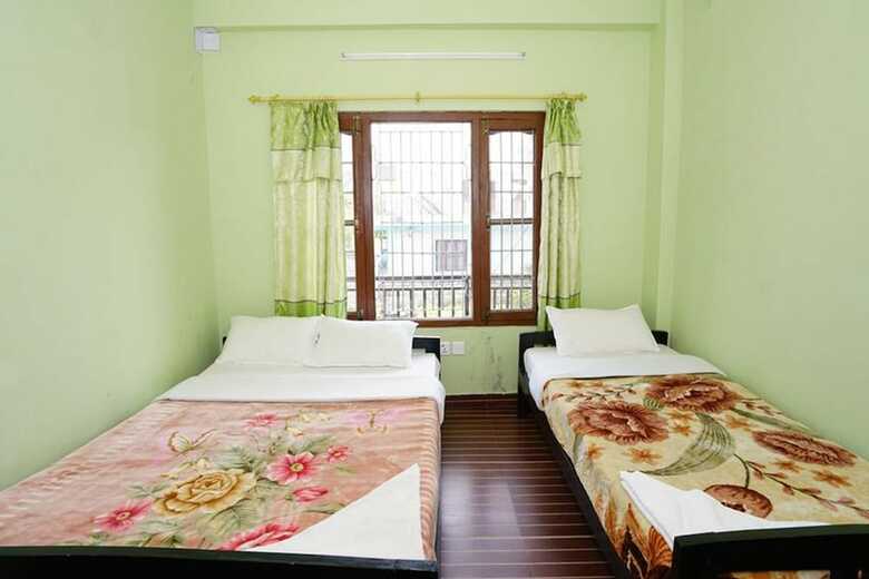 Hotel Harry Guest House & Restaurant