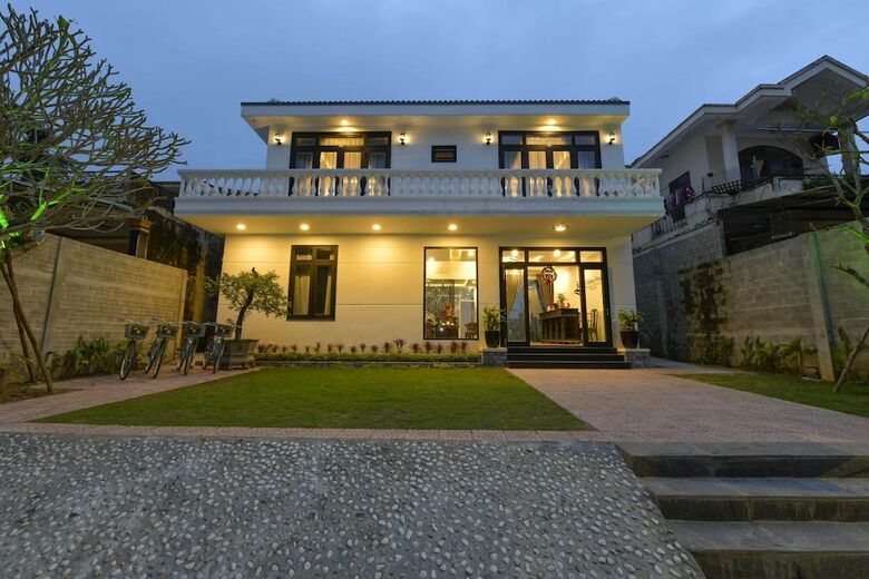 Hotel Hoi An Sunny Pool Villa