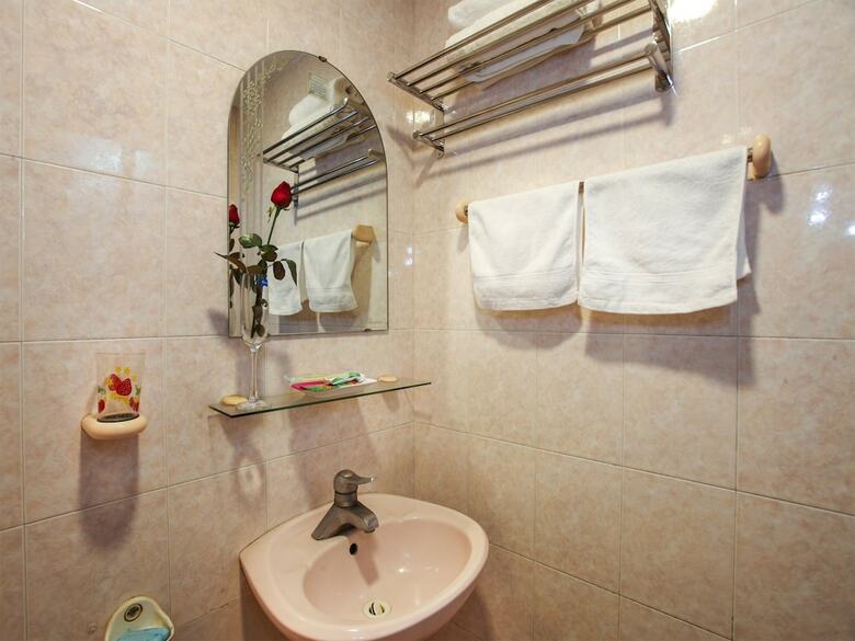 Phuong Trang Hotel Hanoi