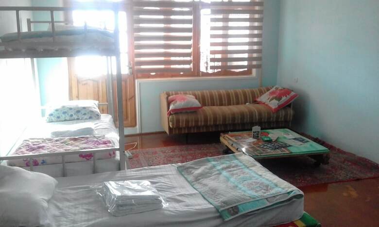 Hostal Canal Hostel