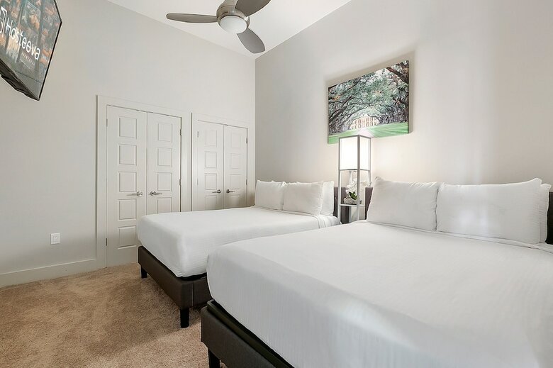 Aparthotel Luxury Condos In California Building By Hosteeva