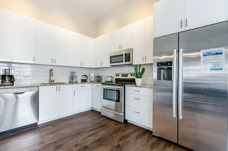 Aparthotel Luxury Condos In California Building By Hosteeva