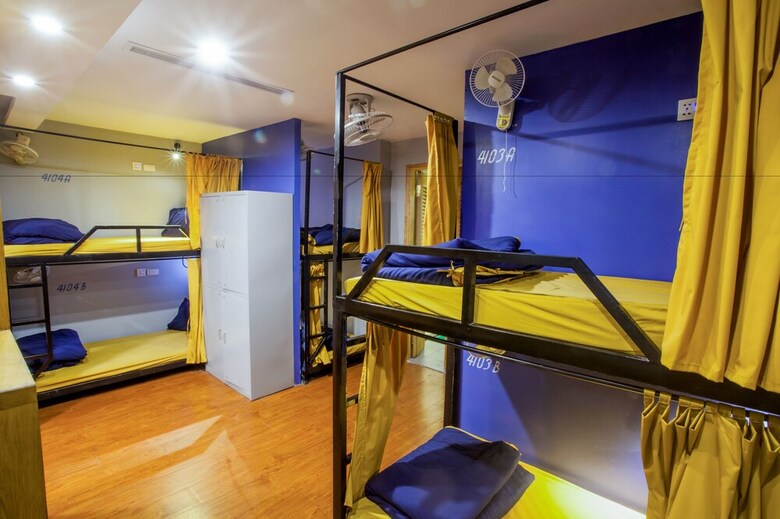 Hostal Reddoorz Hostel @ Signature Inn