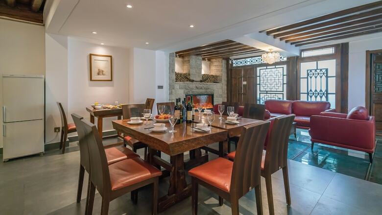 Posada Lize Graceland Artistic Suite Inn