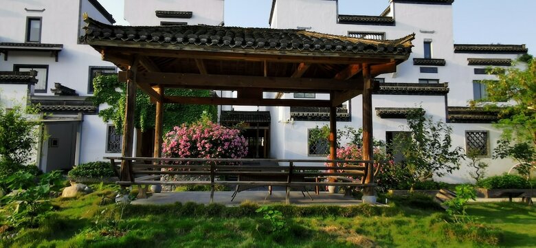 Bed & Breakfast Huangshan Huizhou Creek Villa