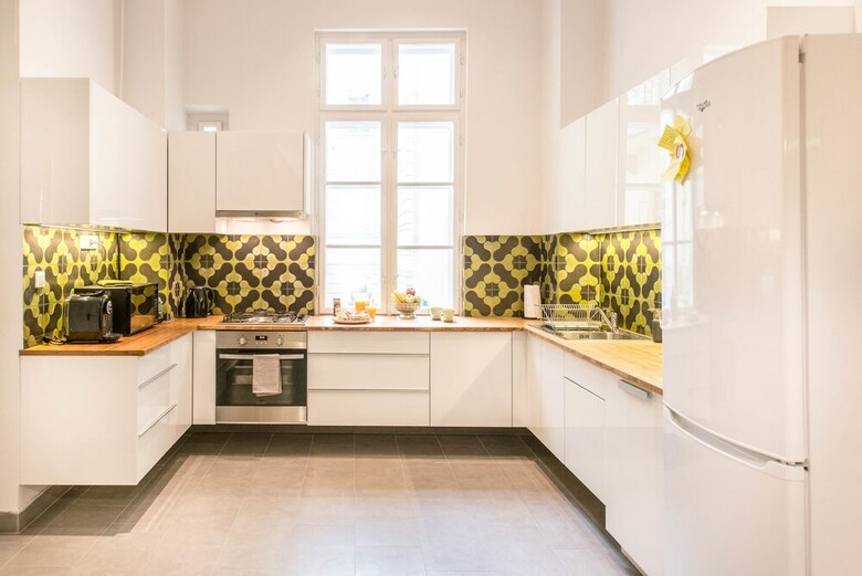 Oasis Apartments - Paulay Ede Street