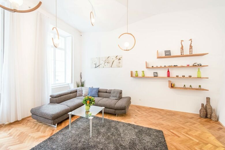 Oasis Apartments - Paulay Ede Street