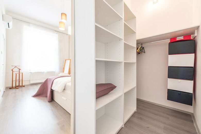 Oasis Apartments - Westend III