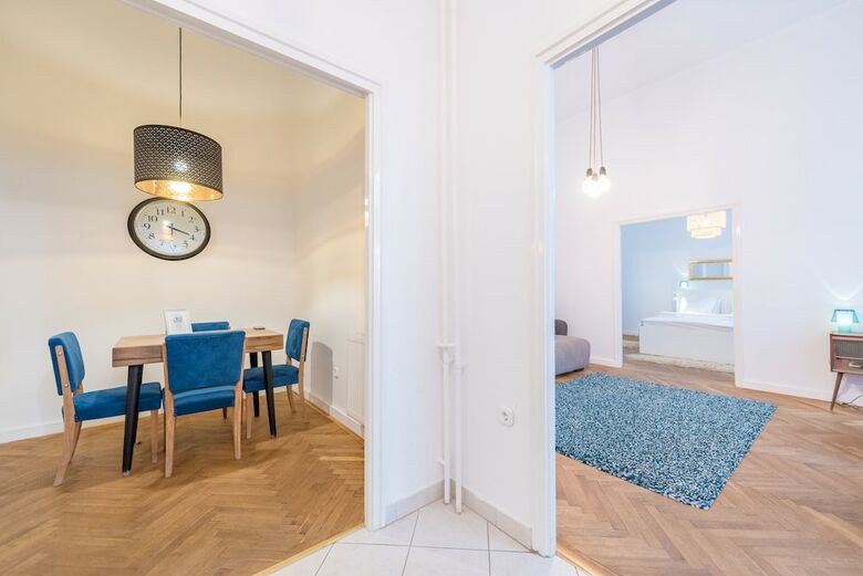 Oasis Apartments - Liberty Square
