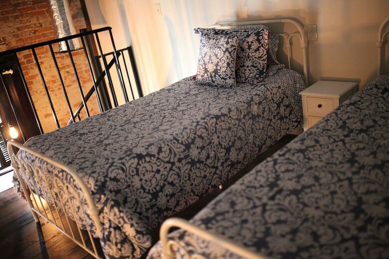 Hotel Eighteen-ninety Sleepover