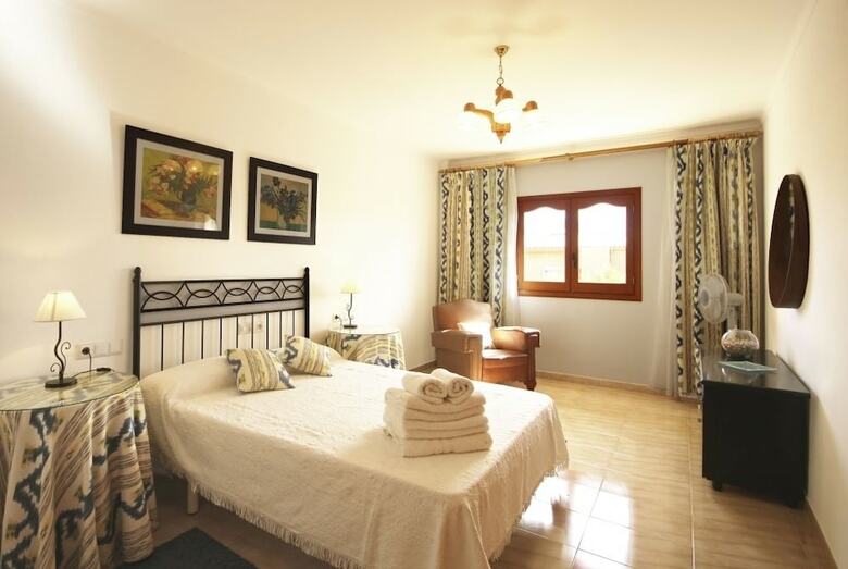 Mallorca Beach Front Line House 6 Pers