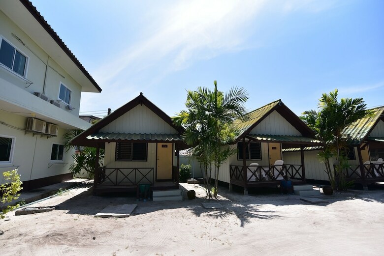 Hotel Varin Beach Resort