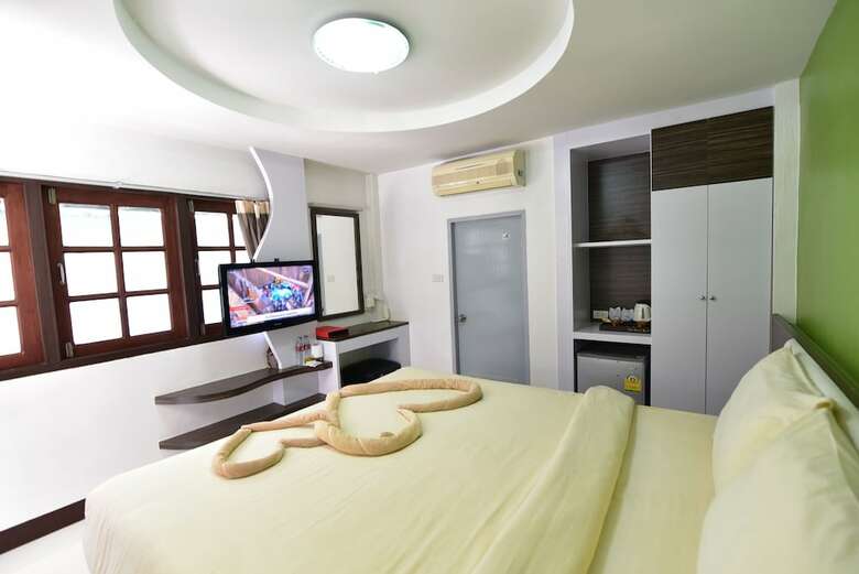 Hotel Varin Beach Resort