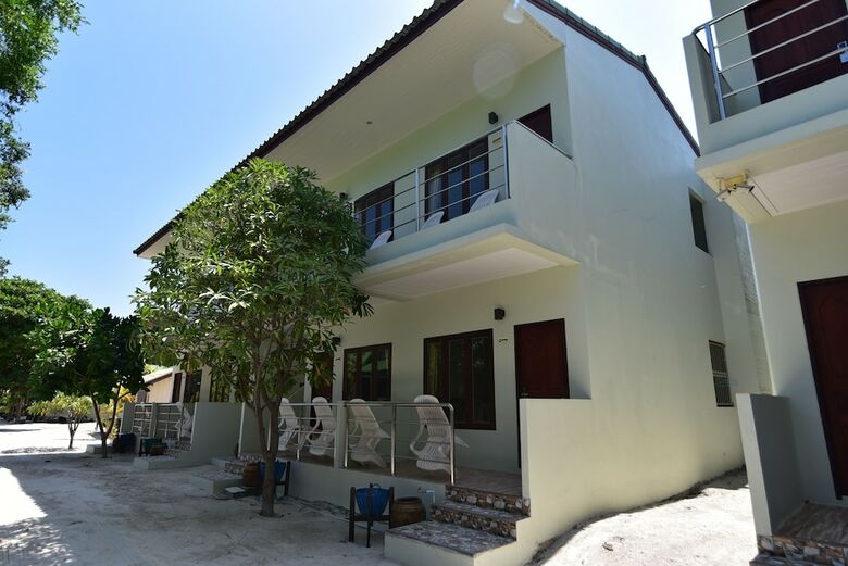 Hotel Varin Beach Resort