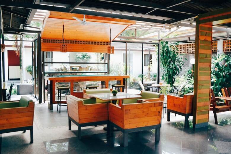 Qi Hotel And Club