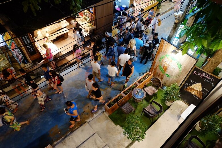 Hostal Bloom Cafe & Hostel Lipe