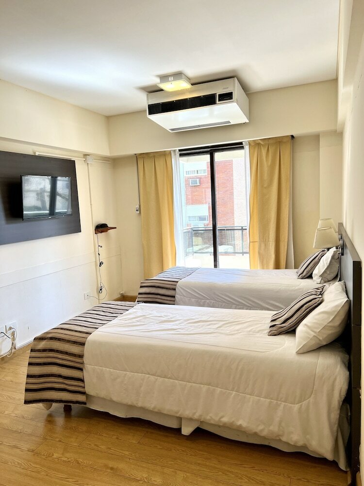 Hotel Golf Tower Suites And Apartments