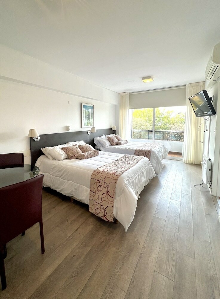 Hotel Golf Tower Suites And Apartments