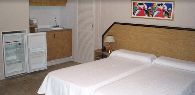 Hotel Embassy All Suites